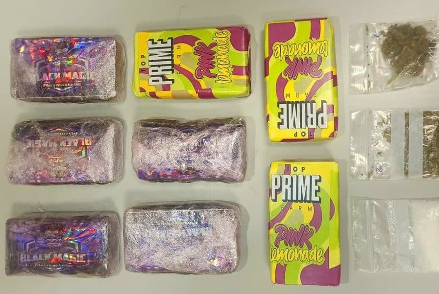 Una violación de tránsito y el uso de cocaína revelan a un narcotraficante en Madrid