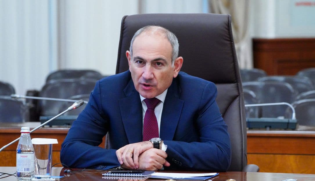 El partido proeuropeo de Armenia gana las elecciones a pesar de la desinformación vinculada a Rusia.