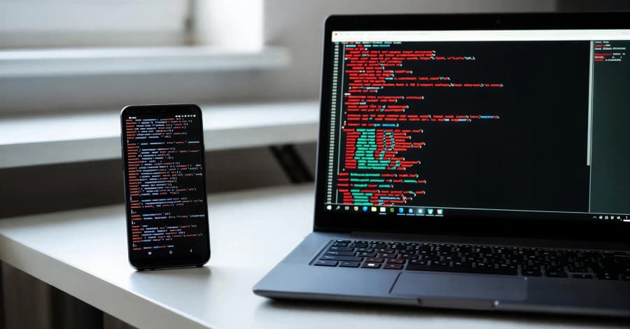 Campañas de malware Grandoreiro y BTMOB RAT atacan a usuarios de Windows y Android.