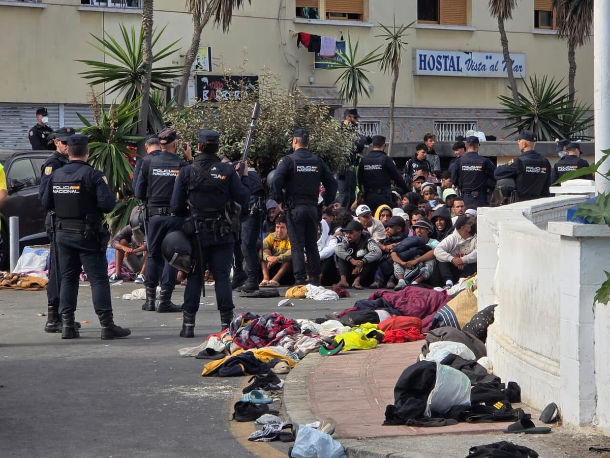 Reubicación de personas migrantes en Ceuta: Puente replica a Doncel: “Si sus expertos no le informan ni lee los medios, la responsabilidad es suya”