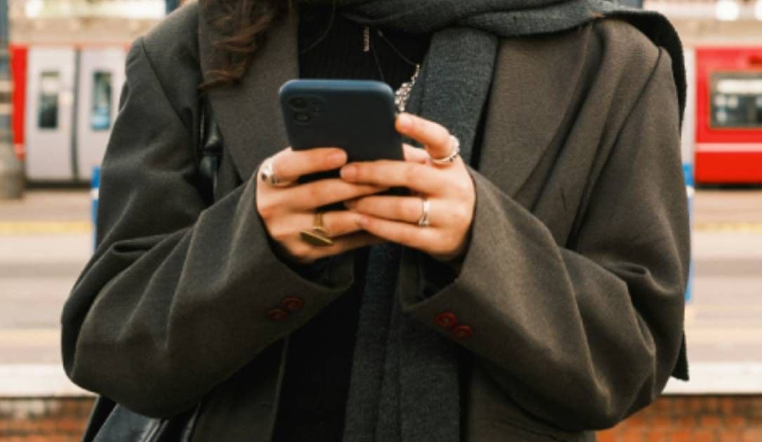 Hackers vinculados a Rusia utilizan un exploit avanzado de iPhone para atacar a ucranianos