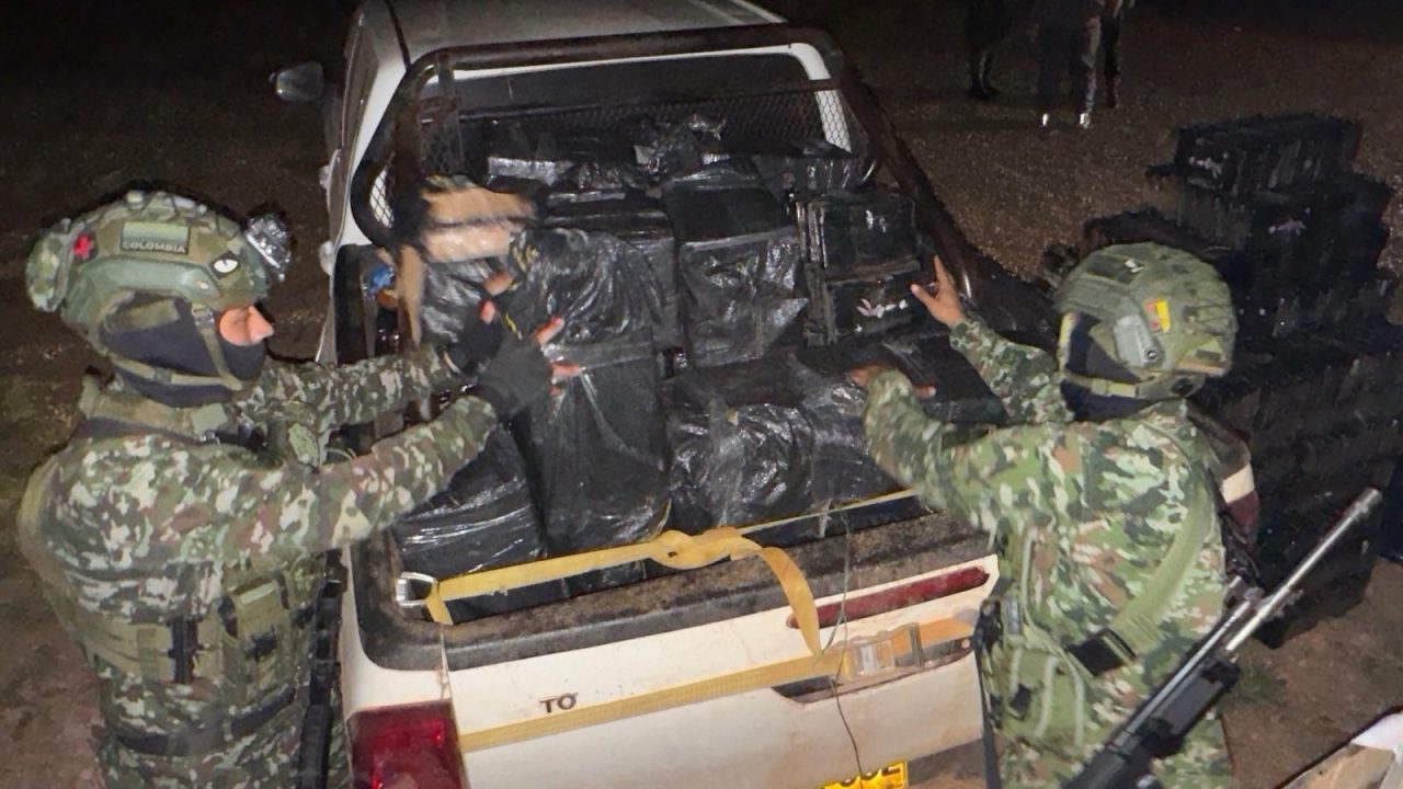Capturados en una camioneta repleta de cocaína en Puerto Gaitán