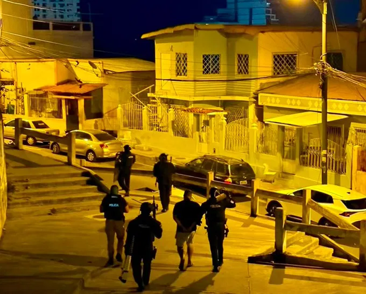 2.5 toneladas de cocaína y 43 arrestos de Los Lobos, Los Choneros y el CJNG